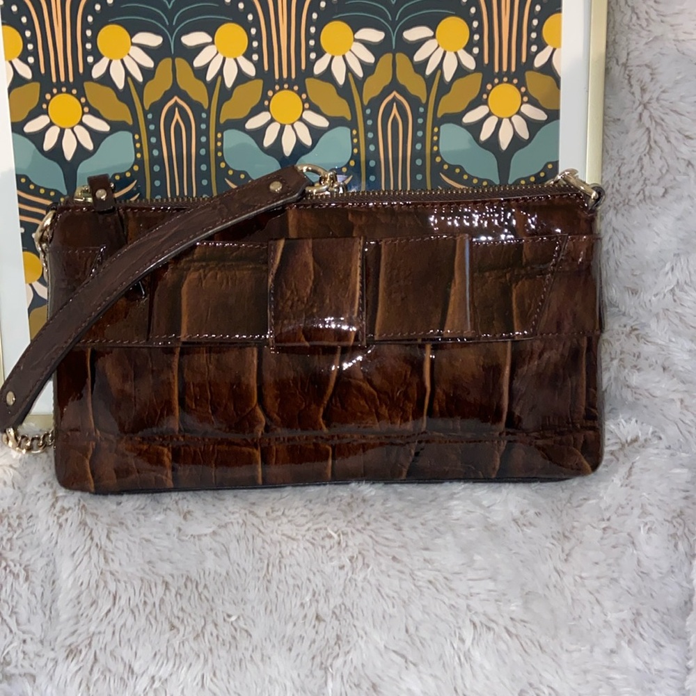 Kate Spade Knightsbridge Croc Embossed Patent Leather Zip Top Shoulder Bag EUC